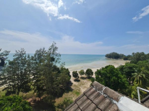 13pax 3R2B, BEACHFRONT DUPLEX PENTHOUSE, FREE BBQ Set, Wifi, 50